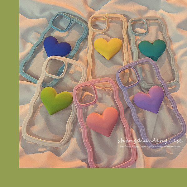 Θήκη σιλικόνης με κυματιστό σχήμα και τρισδιάστατο στοιχείο