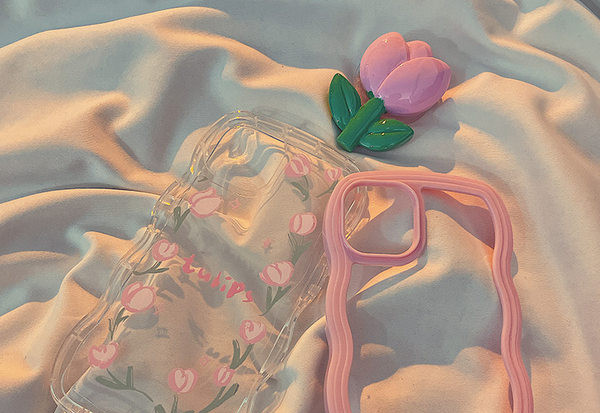 Прозрачен дамски силиконов калъф с 3D апликация лале