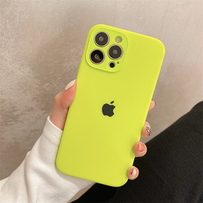 Silikoonist ühevärviline ümbris iPhone`ile