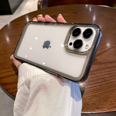 Läbipaistev silikoonist ümbris iPhone`ile