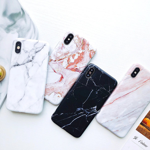 Husa iPhone cu efect de marmura-silicon