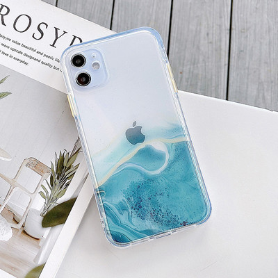 Silikoonist ümbris iPhone`ile sillerdavates värvides
