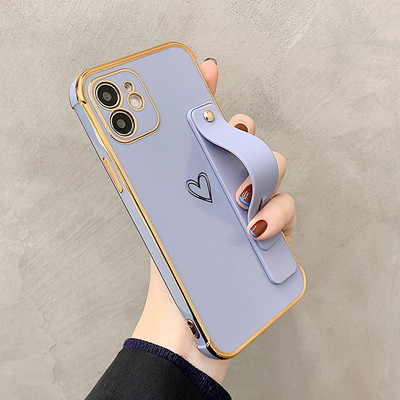 Silikoonist ümbris iPhone`ile südamerakendusega