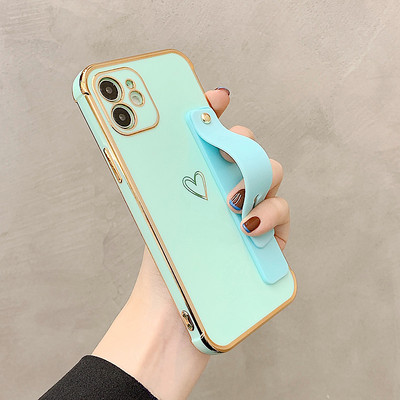 Silikoonist ümbris iPhone`ile südamerakendusega