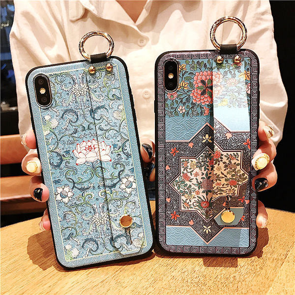 Virágmintás szilikon tok iPhone-hoz