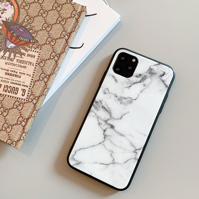 Marmorefektiga silikoonümbris iphone`ile