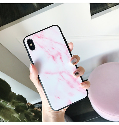 Marmorefektiga silikoonümbris iphone`ile