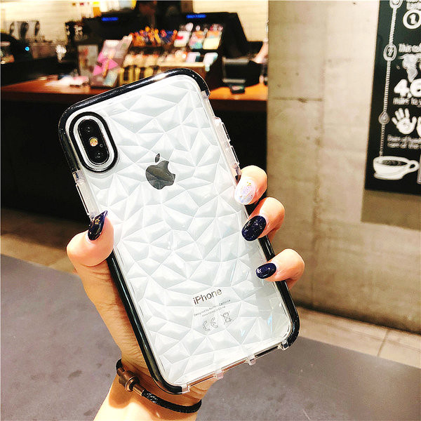 Läbipaistev silikoonist ümbris iPhone`ile