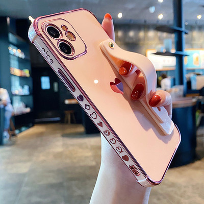 Silikoonist ümbris iPhone`ile südamega tagaküljel