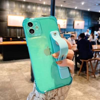 Ühevärviline silikoonist ümbris iPhone`ile