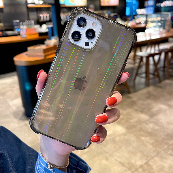 Läbipaistev läikivate elementidega iPhone ümbris