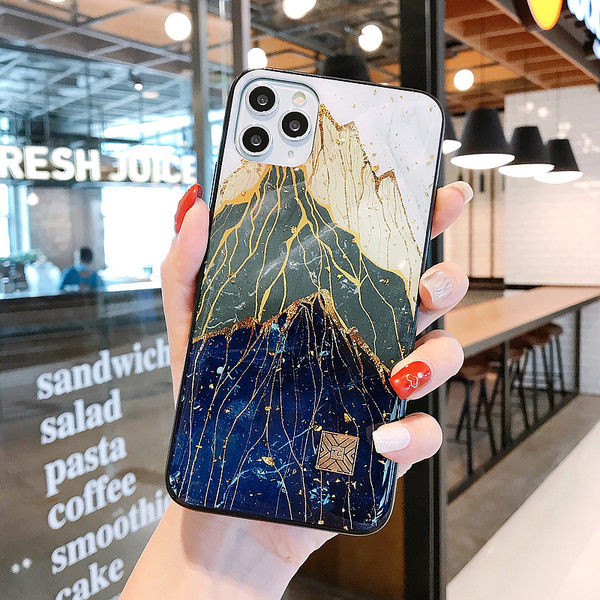 Särava efektiga silikoonümbris iPhone`ile