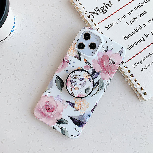 Iphone maciņš ar ziediem un turētāju aizmugurē