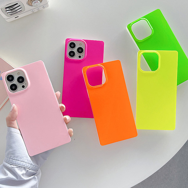 Husa din silicon pentru iPhone in culori neon