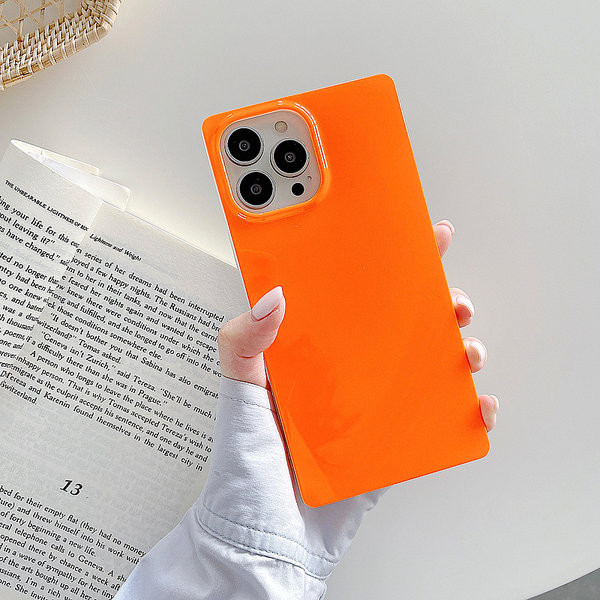 Husa din silicon pentru iPhone in culori neon