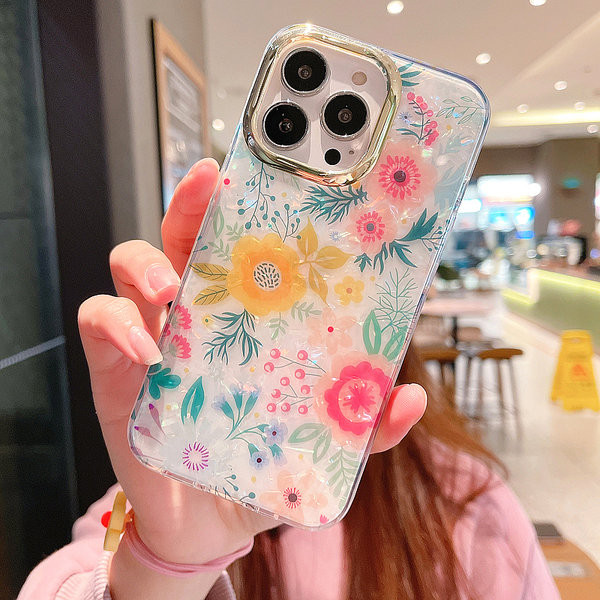 Husa din silicon cu model floral potrivita pentru iPhone