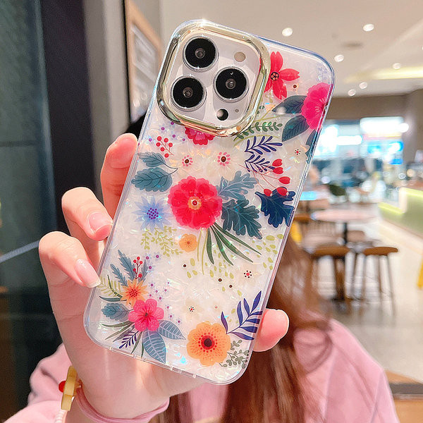 Husa din silicon cu model floral potrivita pentru iPhone