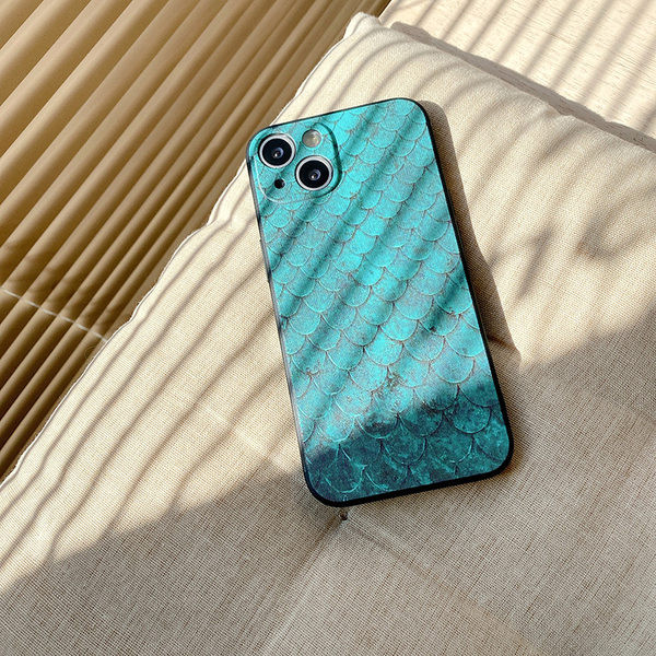 Модерен силиконов калъф в два цвята за  iPhone