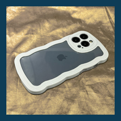 Gofreeritud silikoonist ümbris iPhone`ile