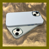 Silikoonist ümbris iPhone`ile