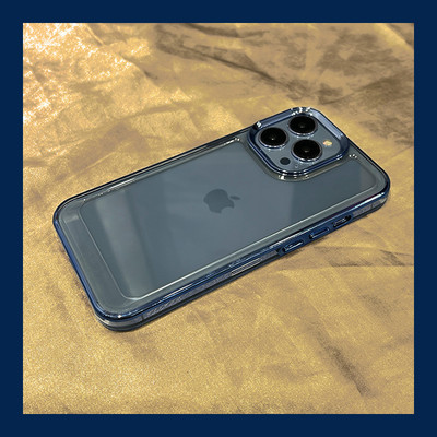 Läbipaistev silikoonist ümbris iPhone`ile