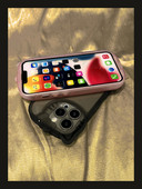 3D elemendiga silikoonümbris - iPhone