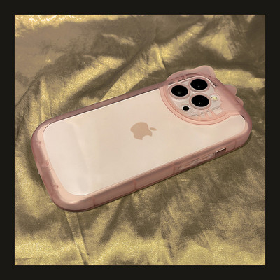 3D elemendiga silikoonümbris - iPhone