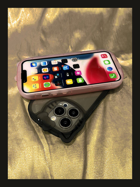 Husa din silicon cu element 3D - iPhone