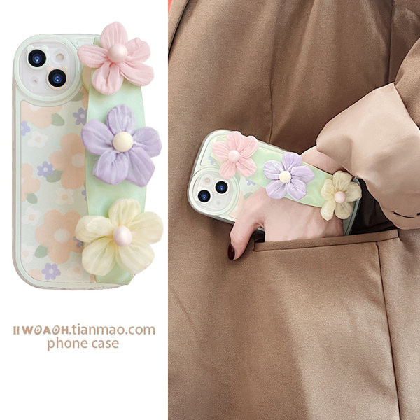 Силиконов калъф за iphone с 3D цветя