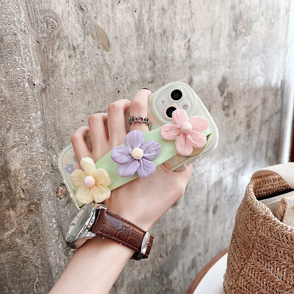 Силиконов калъф за iphone с 3D цветя