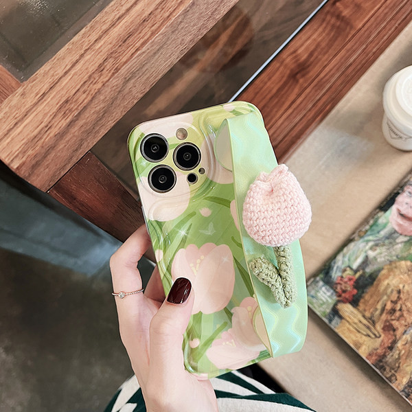 Husa din silicon cu suport si decor 3D lalele pentru iPhone