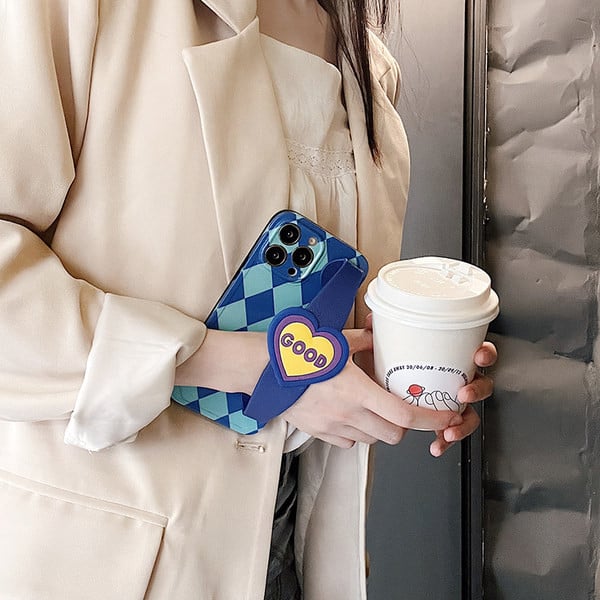 Husa din silicon pentru iPhone13 cu curea