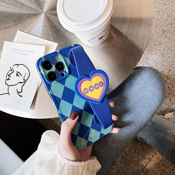 Husa din silicon pentru iPhone13 cu curea