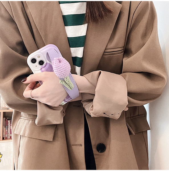 3D elemendiga silikoonümbris – sobib iPhone`ile