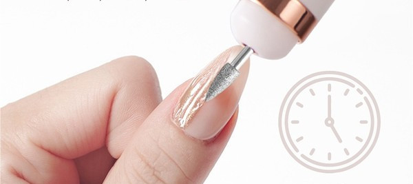 Električna turpija za nokte s nekoliko nastavaka