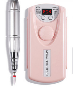 Elektriskā klusā nagu vīle ar vairākiem stiprinājumiem