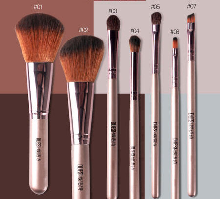 Set kistova za šminkanje sa kompletom - više boja