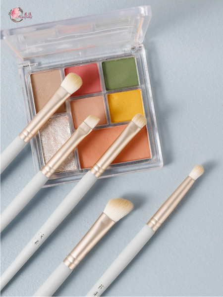 Set četkica za šminkanje - 5 komada
