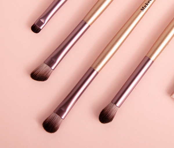 4 ēnu otu komplekts