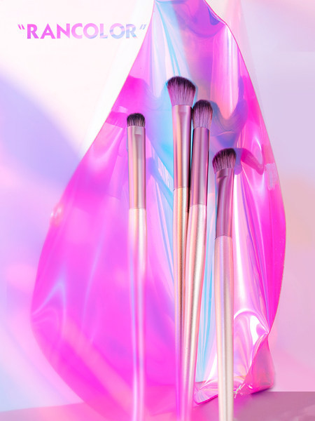 Σετ βούρτσας μακιγιάζ από συνθετικά μαλλιά