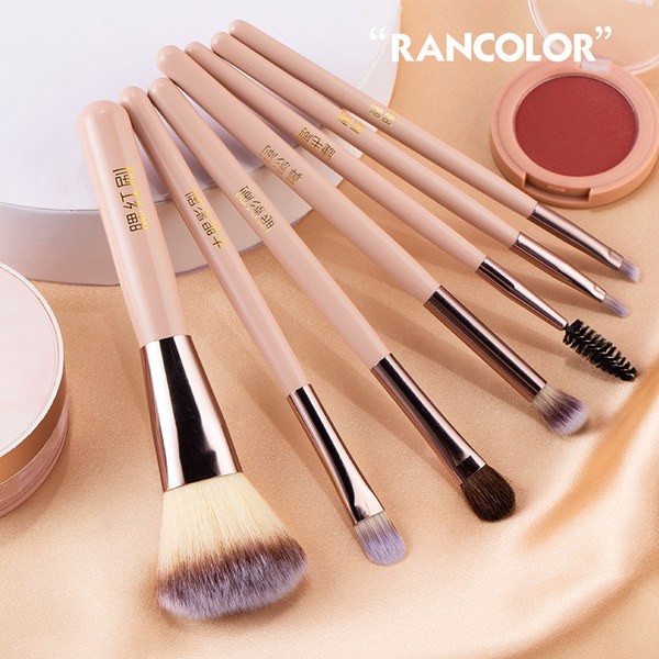 Set četkica za šminkanje - više modela