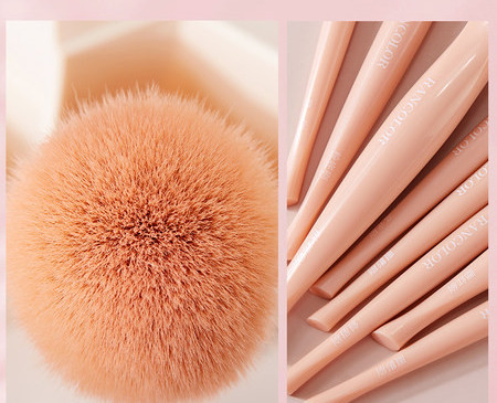 Set kistova za šminkanje 8 komada