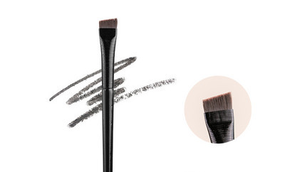 Prijenosna četkica za korektor