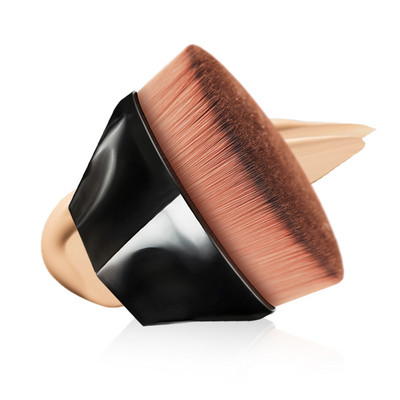 Prijenosna četkica za korektor