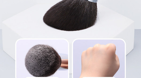 Četka s mekim vlaknima za rumenilo