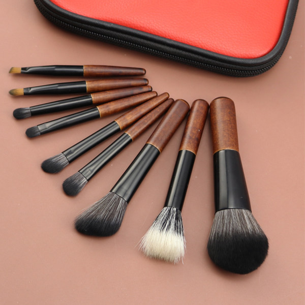 Mini makeup kistovi 9 komada u setu