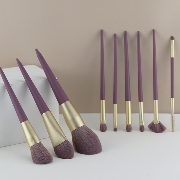 Pensule din lemn cu peri moi pentru machiaj - un set de 9 piese