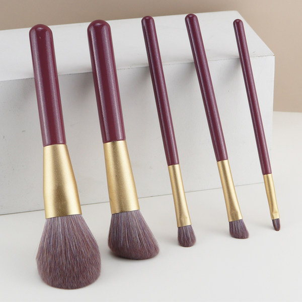 Pensule din lemn cu peri moi pentru machiaj - un set de 9 piese