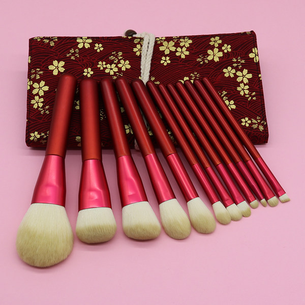 Set de 13 pensule de machiaj cu peri moi