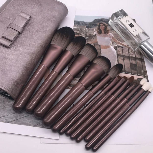 Set pensule de machiaj 12 piese